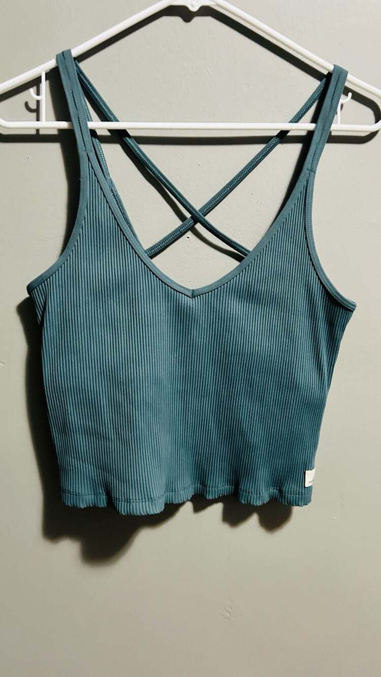 Vuori Ribbed Crop Tank Steel Green Activewear Athleisure Strappy Back